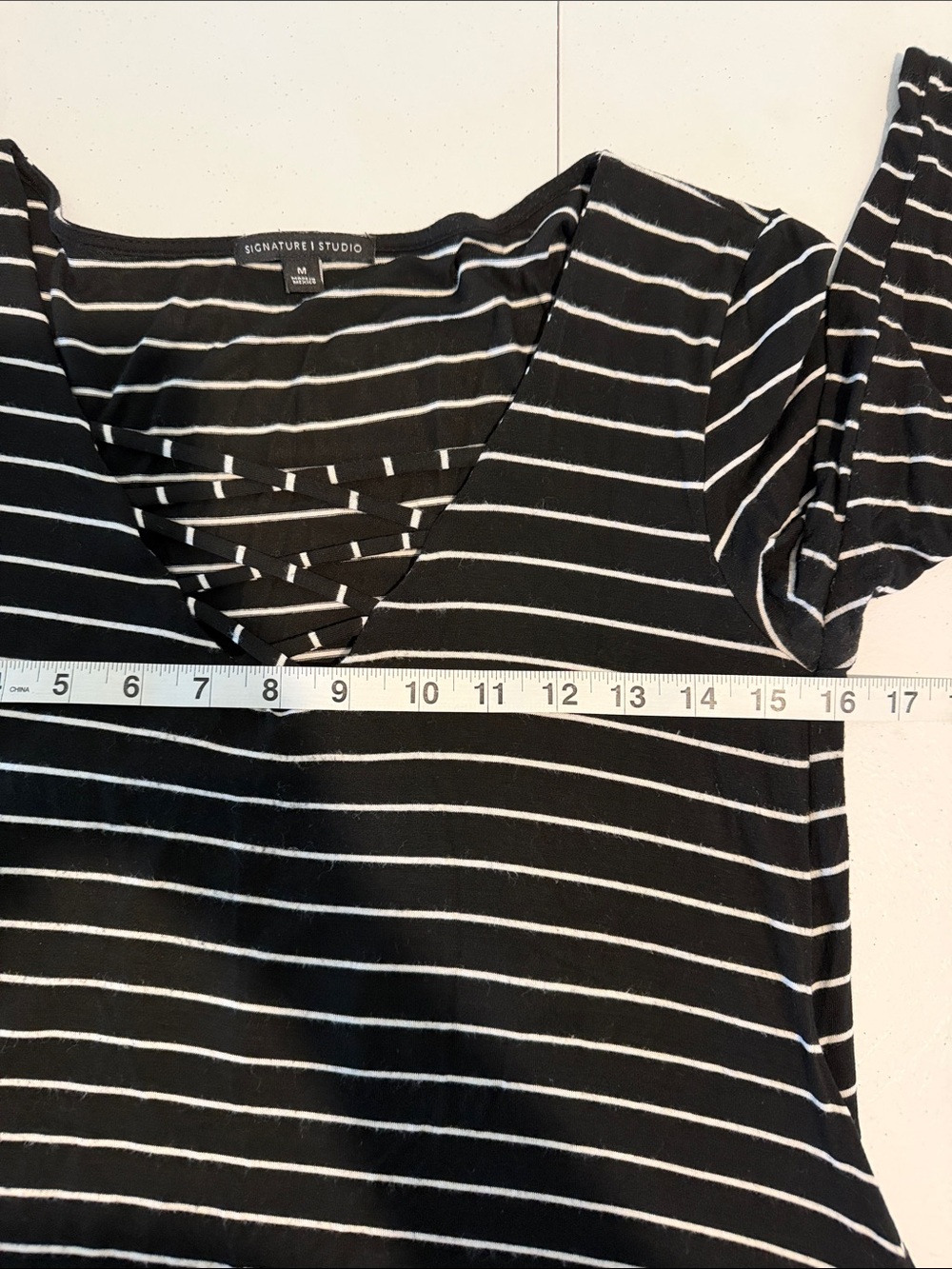 SIGNATURE STUDIO Black & White Striped Dress size medium - Picture 3 of 6